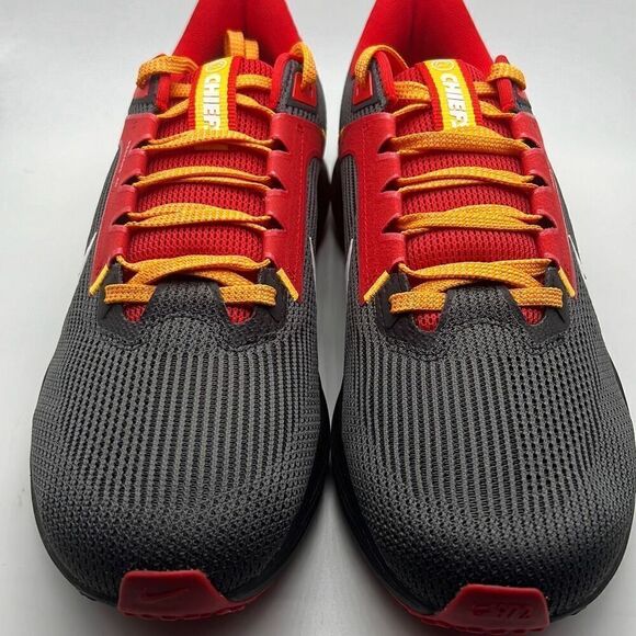 Nike NFL Air Zoom Pegasus 40 Kansas City Chiefs Red DZ5985-001 Mens Size 10 NEW - Picture 3 of 10
